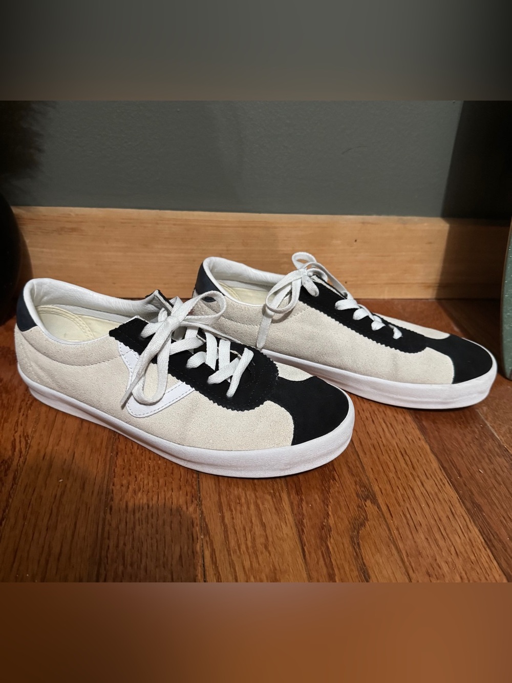 Vans suede lowball sneakers 8